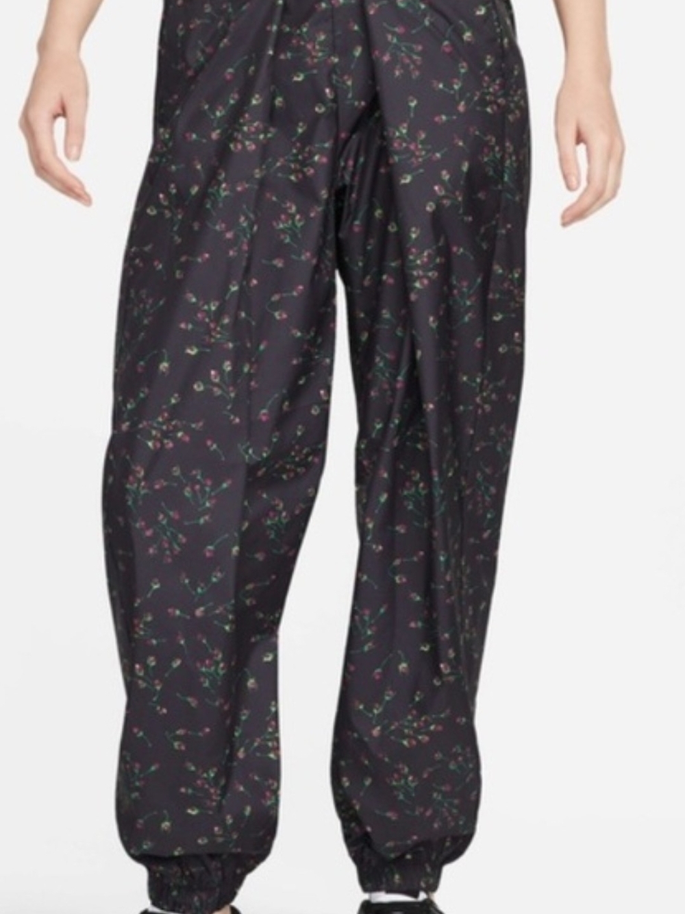 Nike Icon Clash Jogger Pants Roses Print
